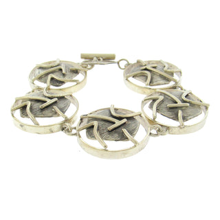 Glenda Arentzen: Circle Link Bracelet