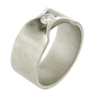 Ursula Scholz:  Diamond Band