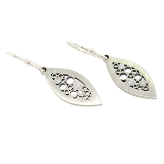 Belle Brooke: Sterling Diamond 'Luz' Earring