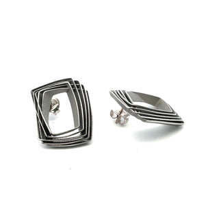 Stefania Lucchetta: Stellite Earrings 'Vacuum 11'