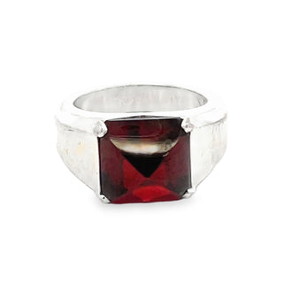 Cabochon Garnet Ring