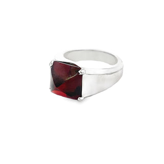 Cabochon Garnet Ring