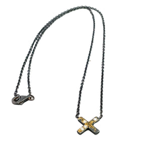 Atelier Zobel: 'Kiss' Pendant Necklace