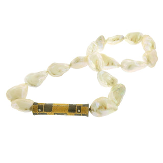 Atelier Zobel: Freshwater Baroque Pearl Strand