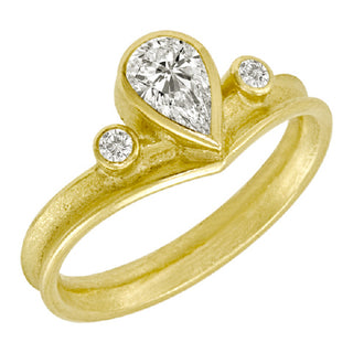 Barbara Heinrich: Diamond Engagement Ring