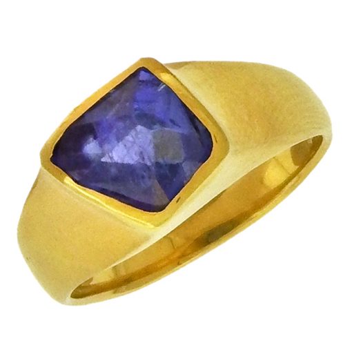 Margoni Studio: Tanzanite Ring