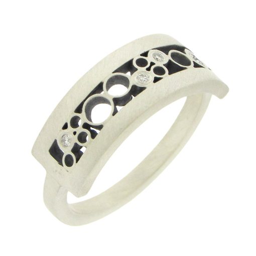 Belle Brooke: Sterling Diamond Band - Image 2