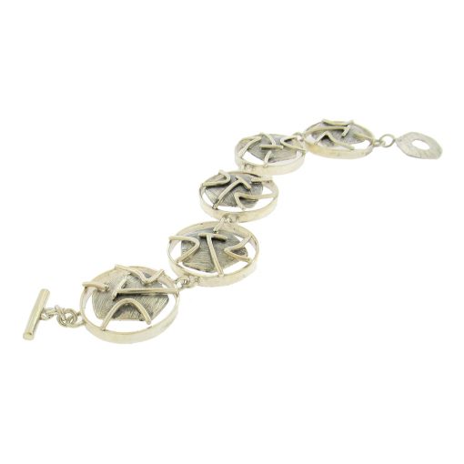 Glenda Arentzen: Circle Link Bracelet - Image 3