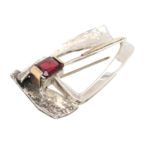 Glenda Arentzen: Garnet Brooch - Image 2