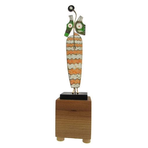 Tod Pardon: 'Miladie' Sculpture and Brooch - Image 5