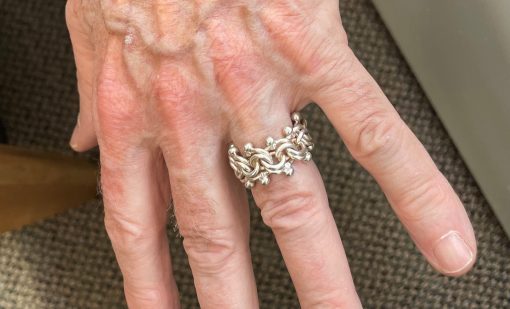 Lucie Heskett-Brem: Sterling Handmade Men's Link Ring - Image 5