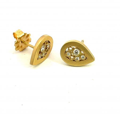 Belle Brooke: 18K Diamond Teardrop Stud Earrings - Image 2