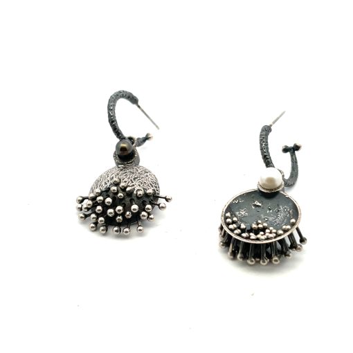 So Young Park: Reversible Pearl Day/Night Earrings - Image 6
