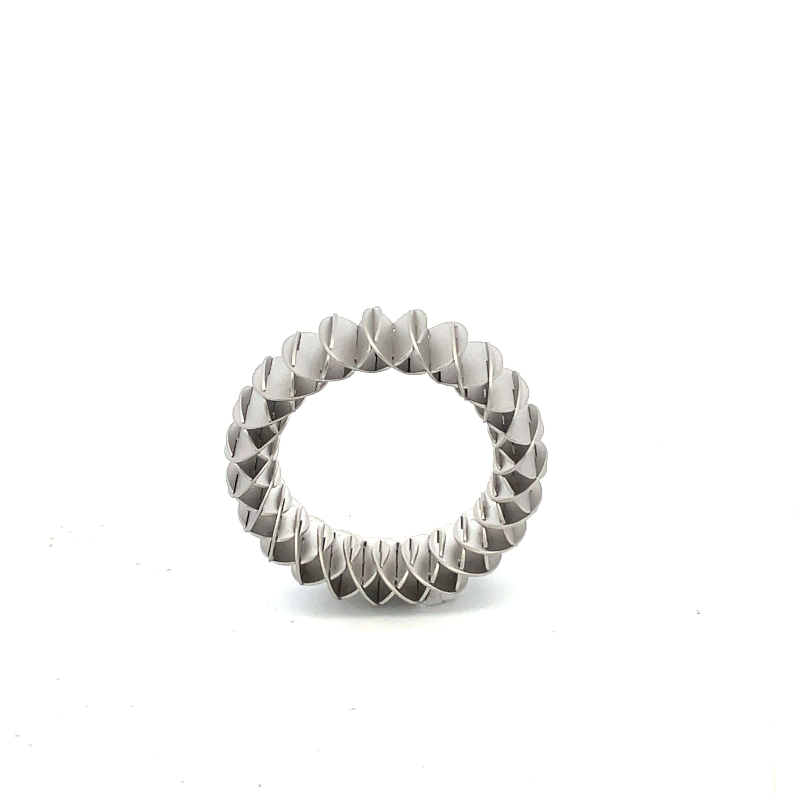Niessing: Natural Platinum 'Phoenix' Ring - Image 3