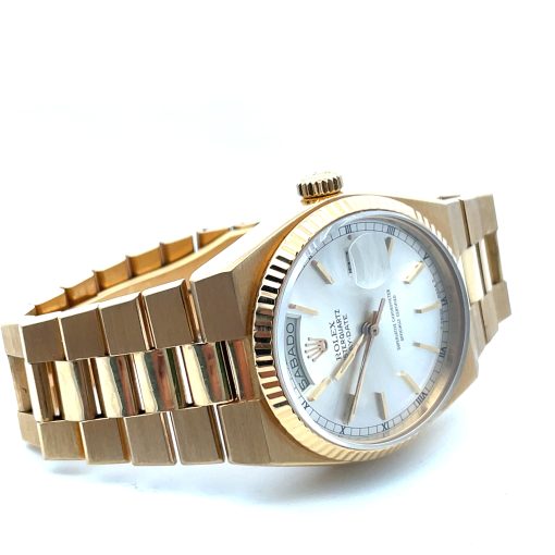 18K Rolex OysterQuartz Ref. 19018 Day-Date Wristwatch - Image 2